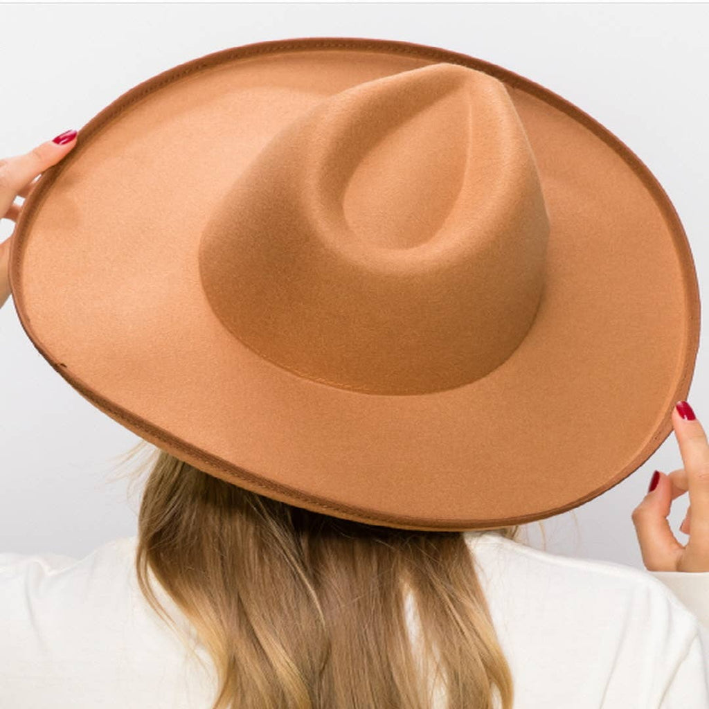 Structured wide brim rancher hat with pencil roll brim